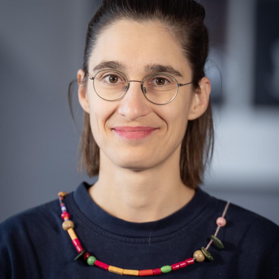 Portrait von Professorin Sophie Lücke