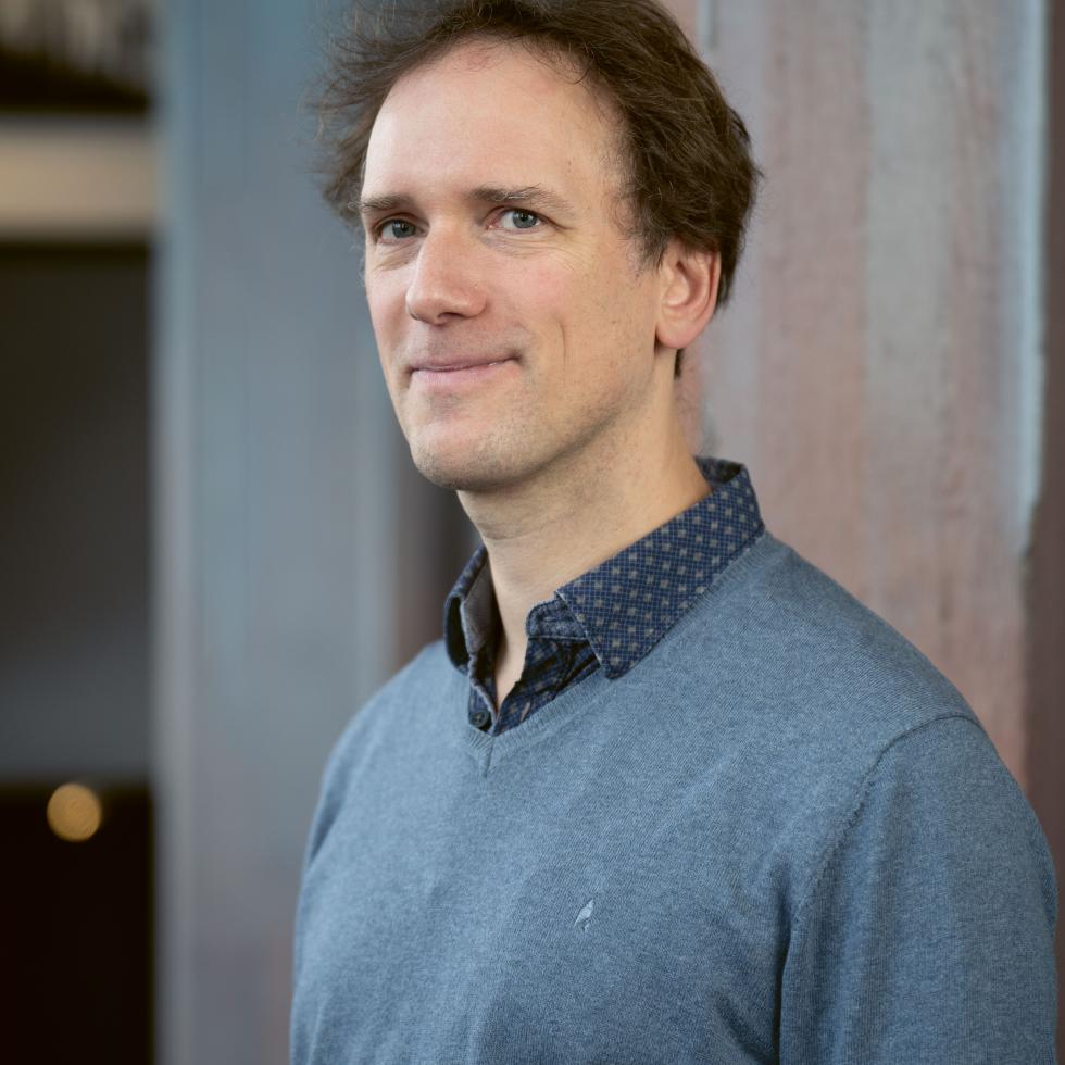 Blick auf Prof. Sascha Lino Lemke