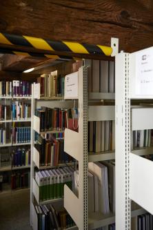 Blick in die MHL-Bibliothek